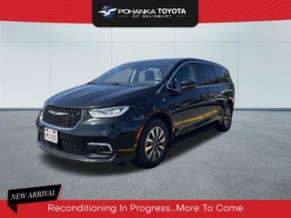 2024 Chrysler Pacifica Hybrid Select