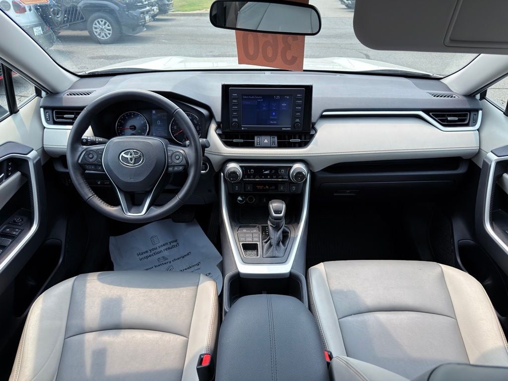 2022 Toyota RAV4 XLE Premium