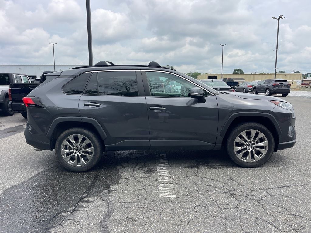 2020 Toyota RAV4 XLE Premium