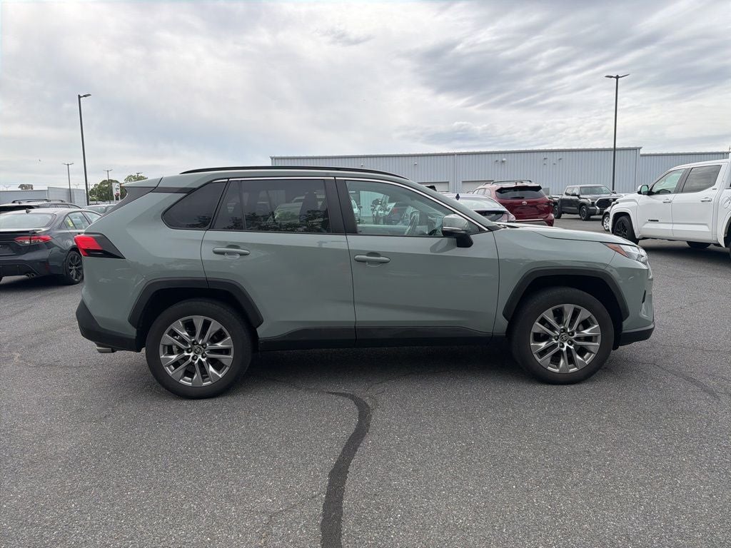 2022 Toyota RAV4 XLE Premium