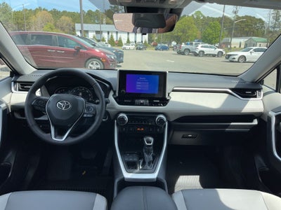 2025 Toyota RAV4 XLE Premium