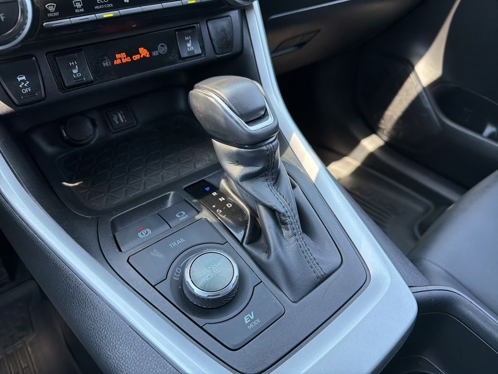 2025 Toyota RAV4 Hybrid XSE