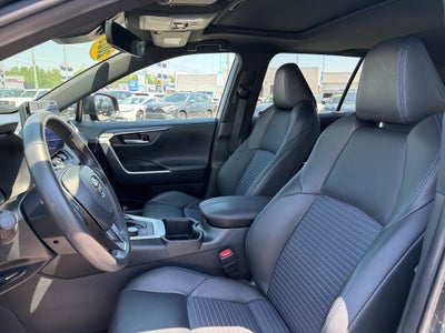 2025 Toyota RAV4 Hybrid XSE