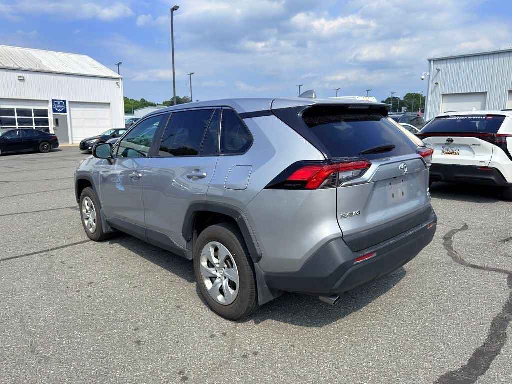 2025 Toyota RAV4 LE