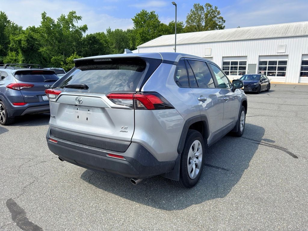 2025 Toyota RAV4 LE