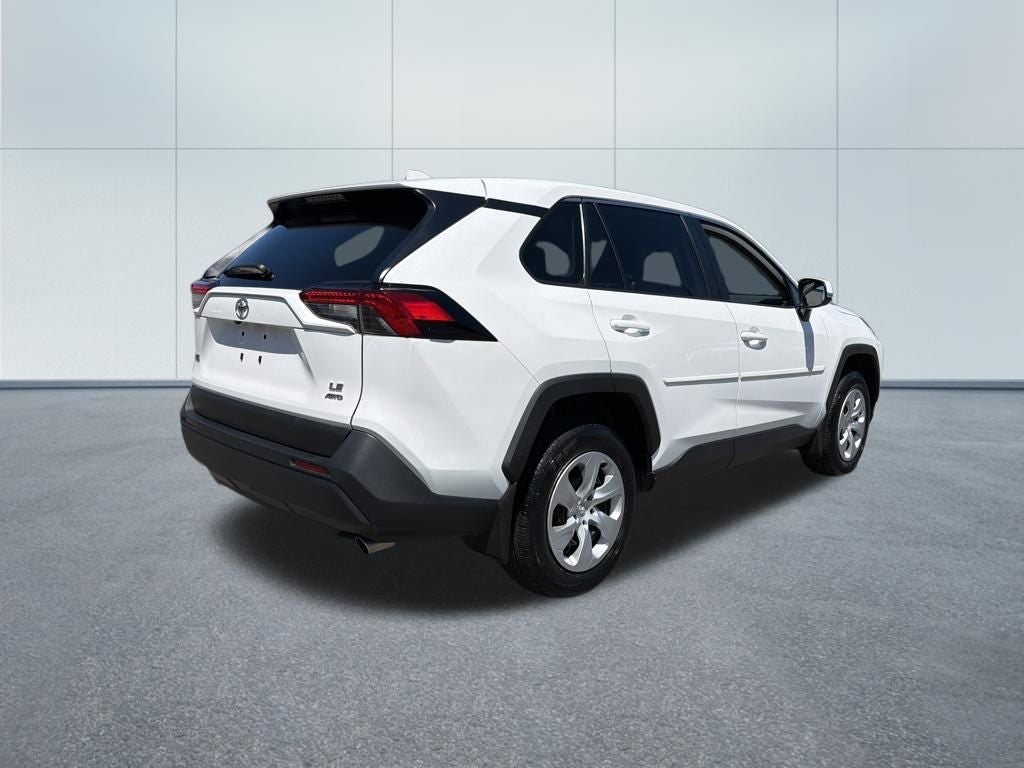 2024 Toyota RAV4 LE