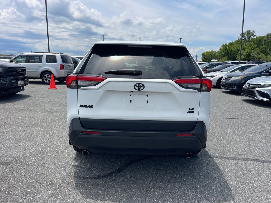 2025 Toyota RAV4 LE