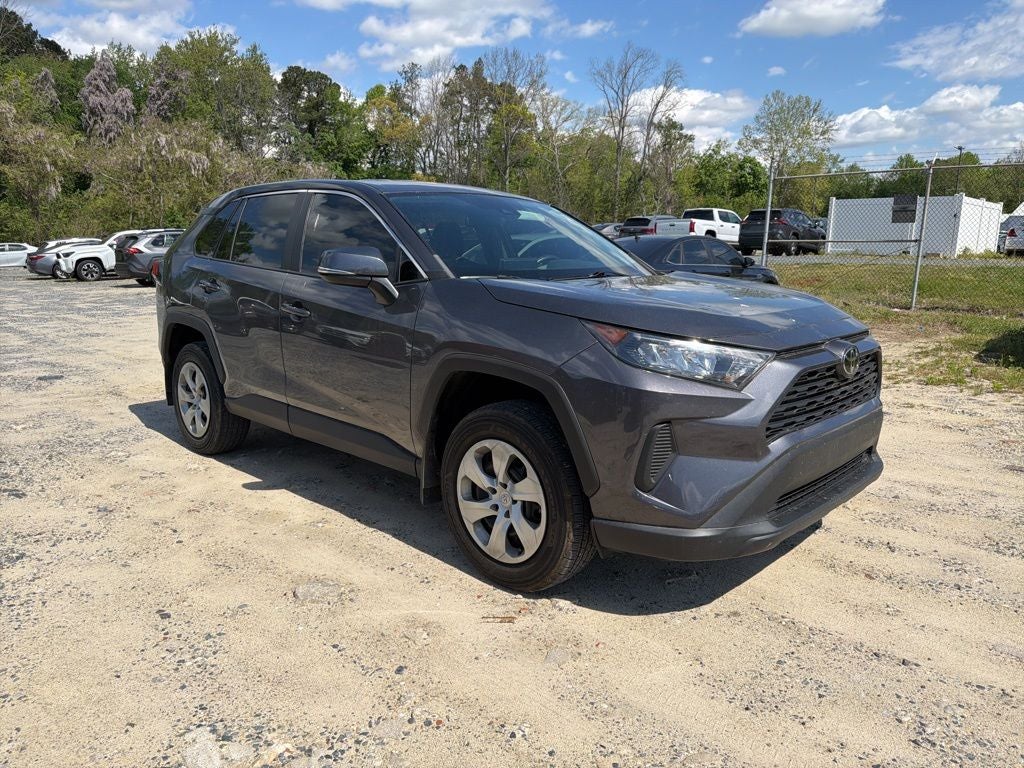2022 Toyota RAV4 LE