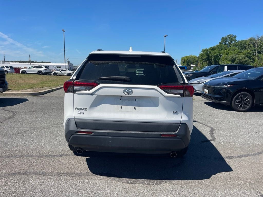 2019 Toyota RAV4 LE