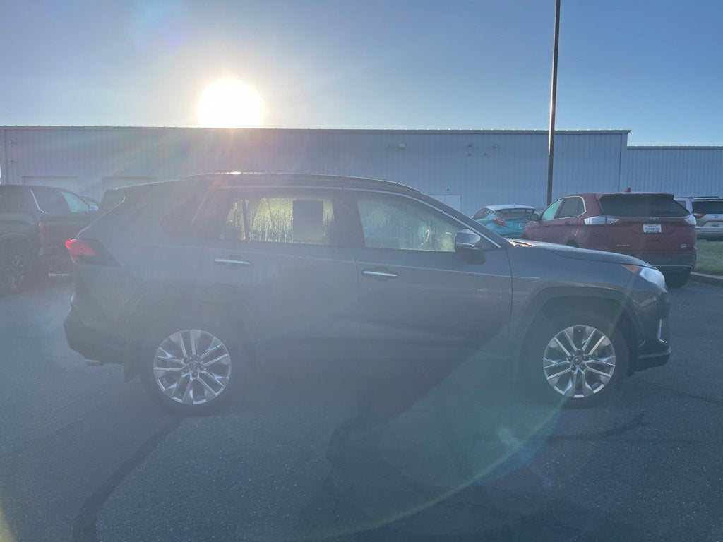 2020 Toyota RAV4 Limited