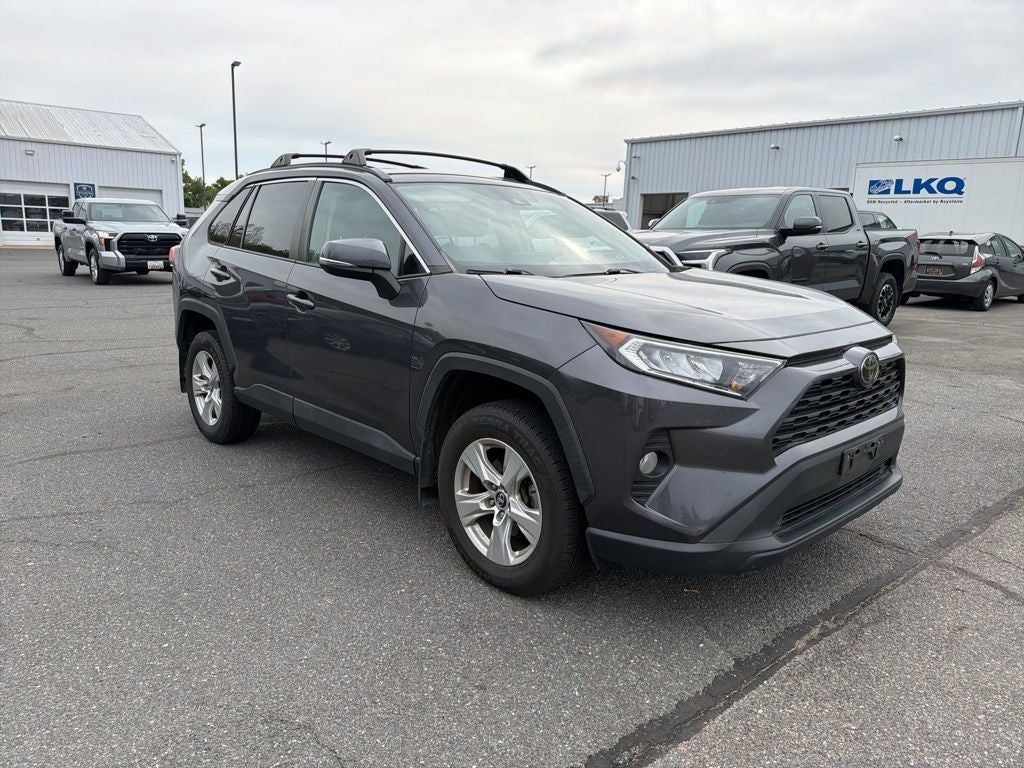 2020 Toyota RAV4 XLE