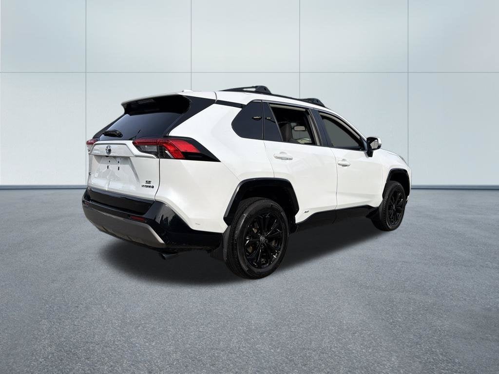 2024 Toyota RAV4 Hybrid SE