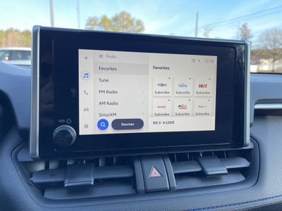 2024 Toyota RAV4 Hybrid SE