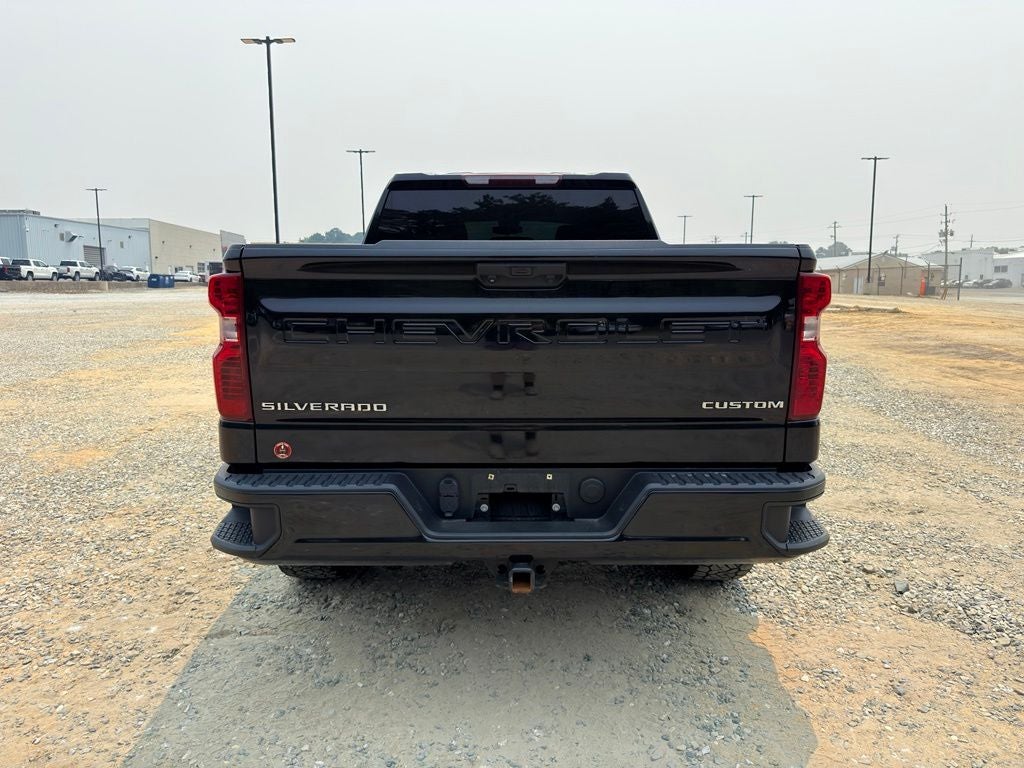 2022 Chevrolet Silverado 1500 Custom