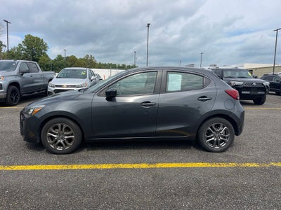 2020 Toyota Yaris LE