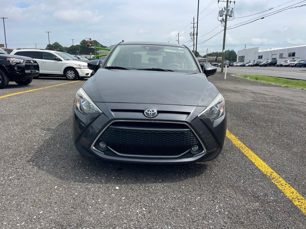 2020 Toyota Yaris LE