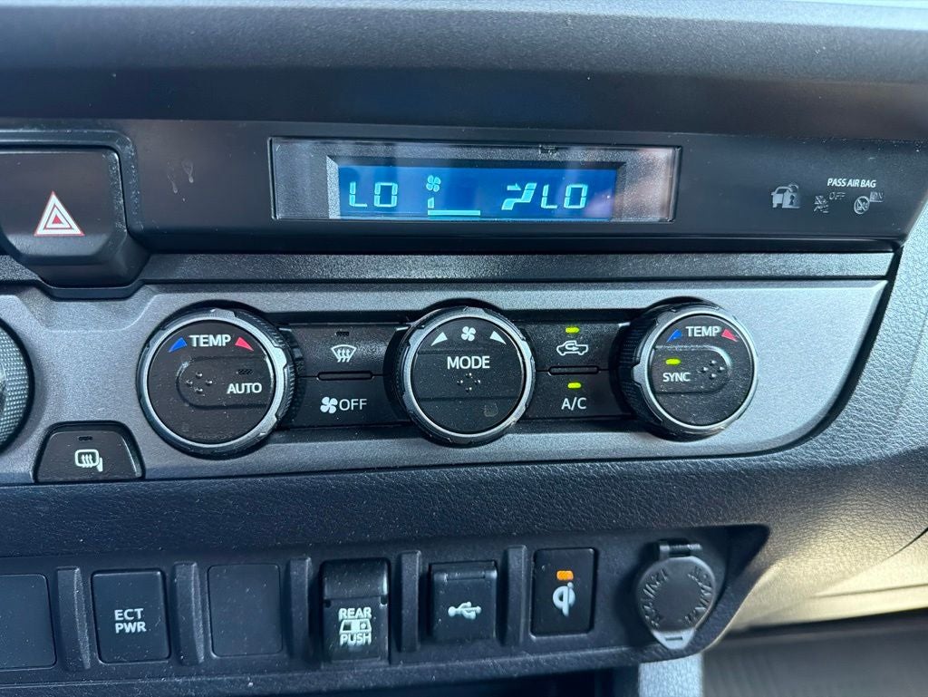 2023 Toyota Tacoma TRD Sport V6