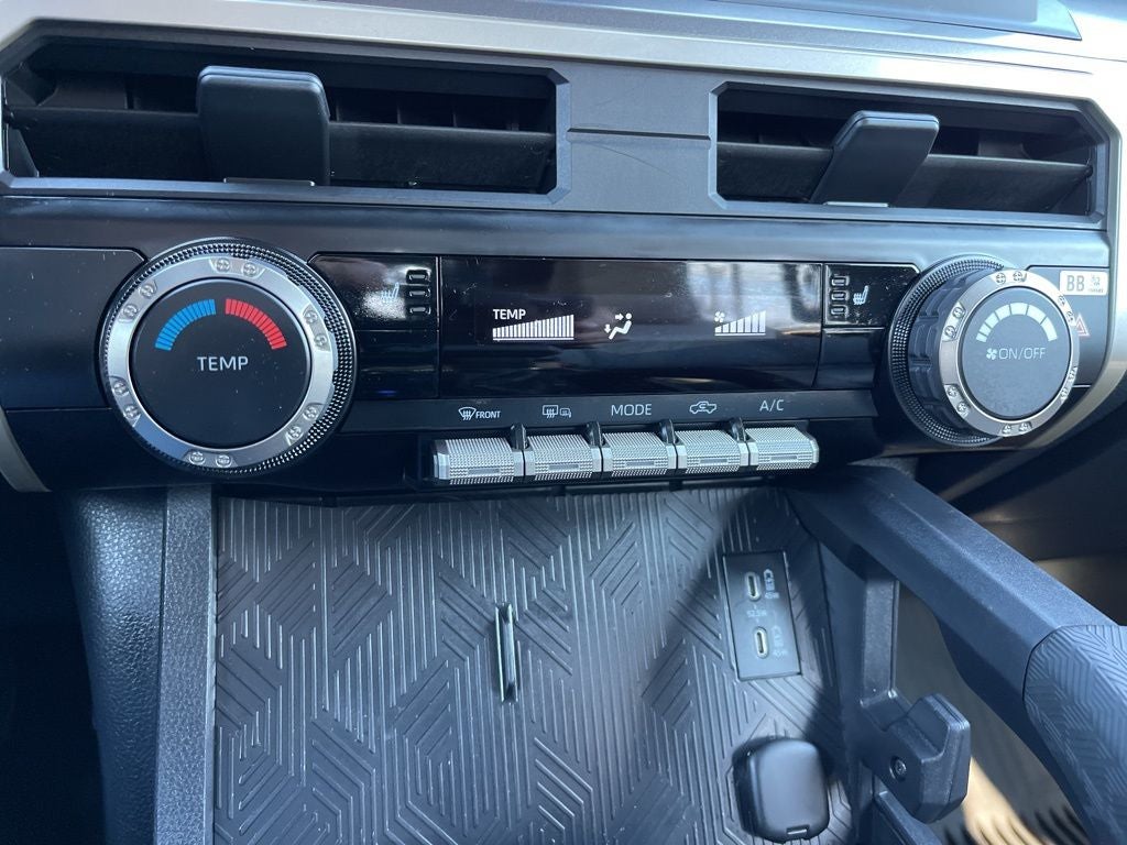 2025 Toyota Tacoma SR5