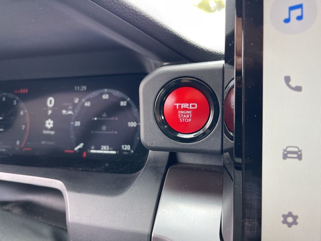 2024 Toyota Tacoma TRD Off-Road