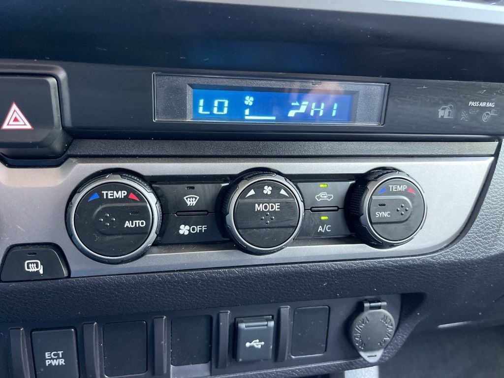 2022 Toyota Tacoma SR V6