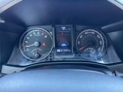 2022 Toyota Tacoma SR V6