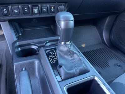 2022 Toyota Tacoma TRD Off-Road V6