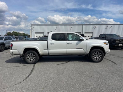 2023 Toyota Tacoma Limited V6