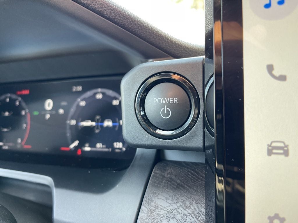 2025 Toyota Tacoma Hybrid Limited