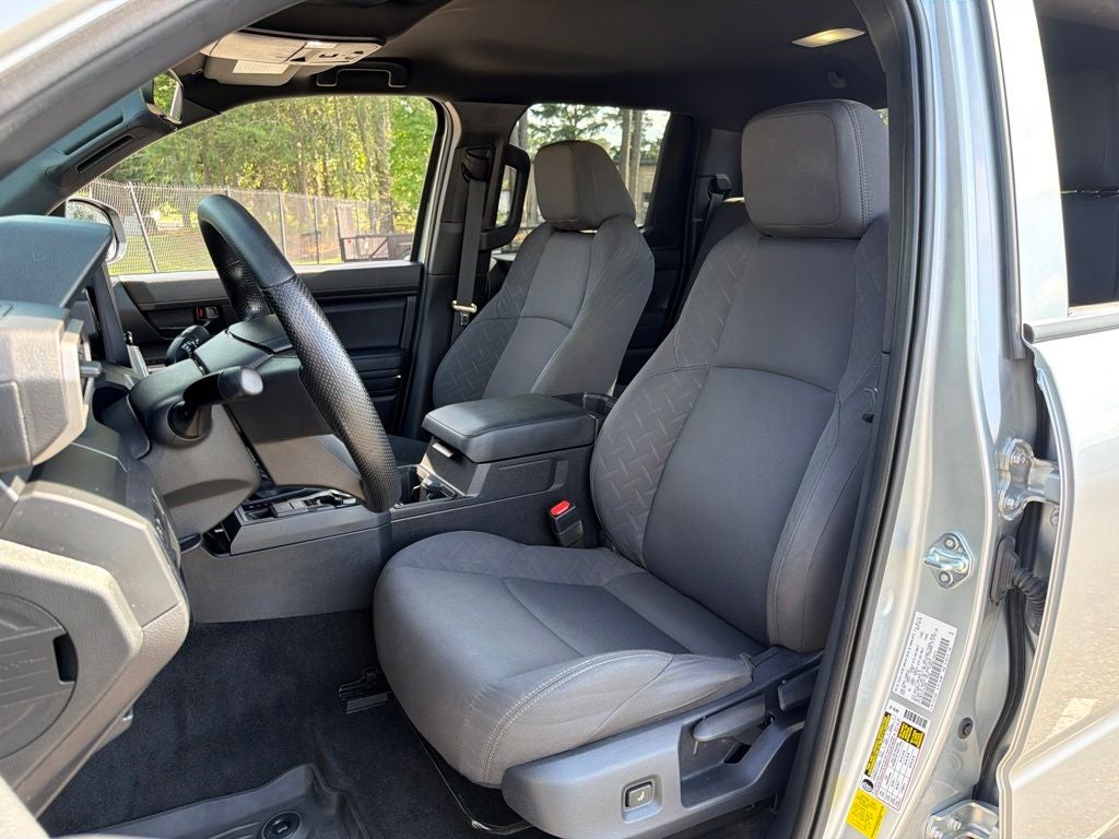 2025 Toyota Tacoma SR