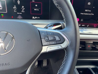 2025 Volkswagen Tiguan 2.0T SE