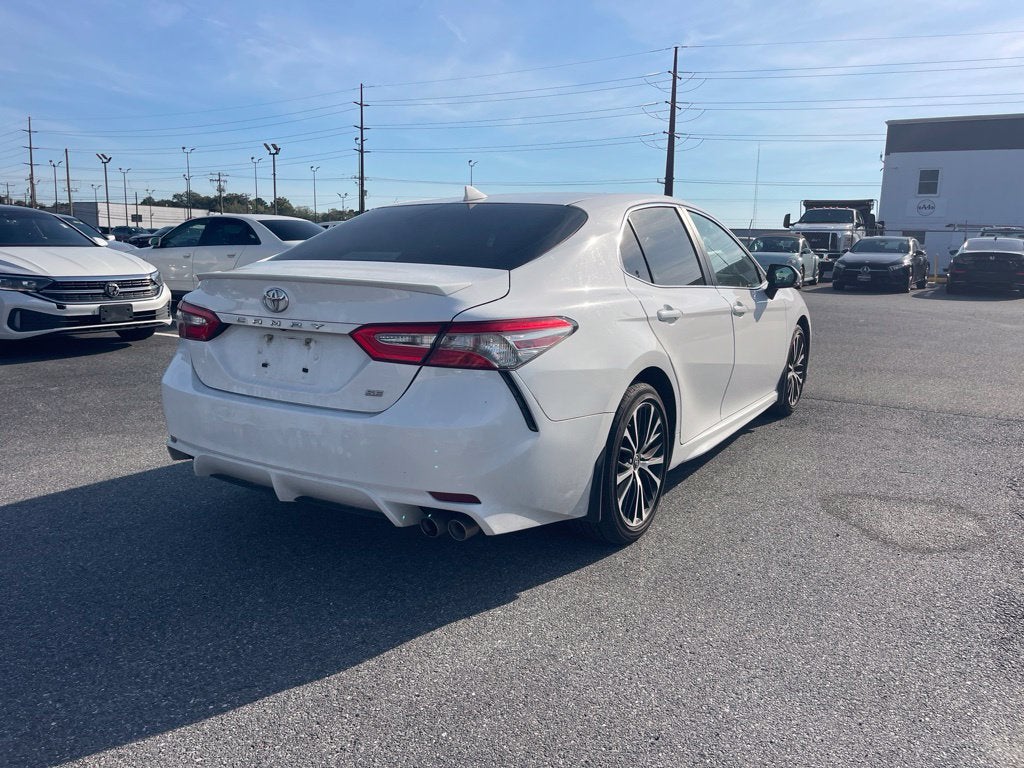 2019 Toyota Camry SE