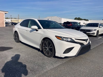2019 Toyota Camry SE