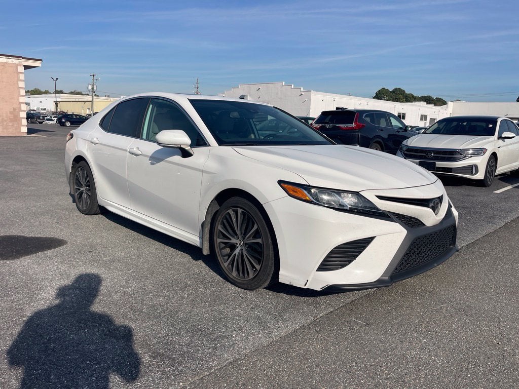 2019 Toyota Camry SE
