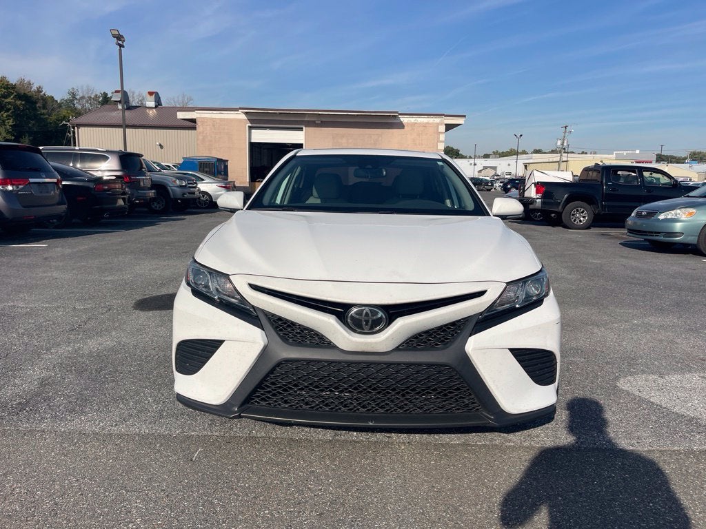 2019 Toyota Camry SE