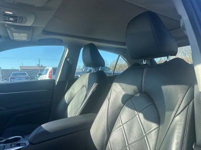 2019 Toyota Camry XLE