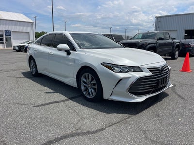 2019 Toyota Avalon XLE