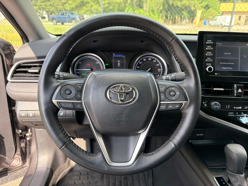 2024 Toyota Camry Hybrid LE