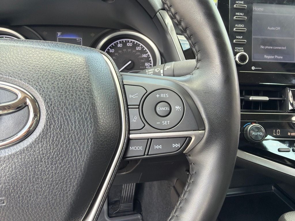 2024 Toyota Camry Hybrid LE
