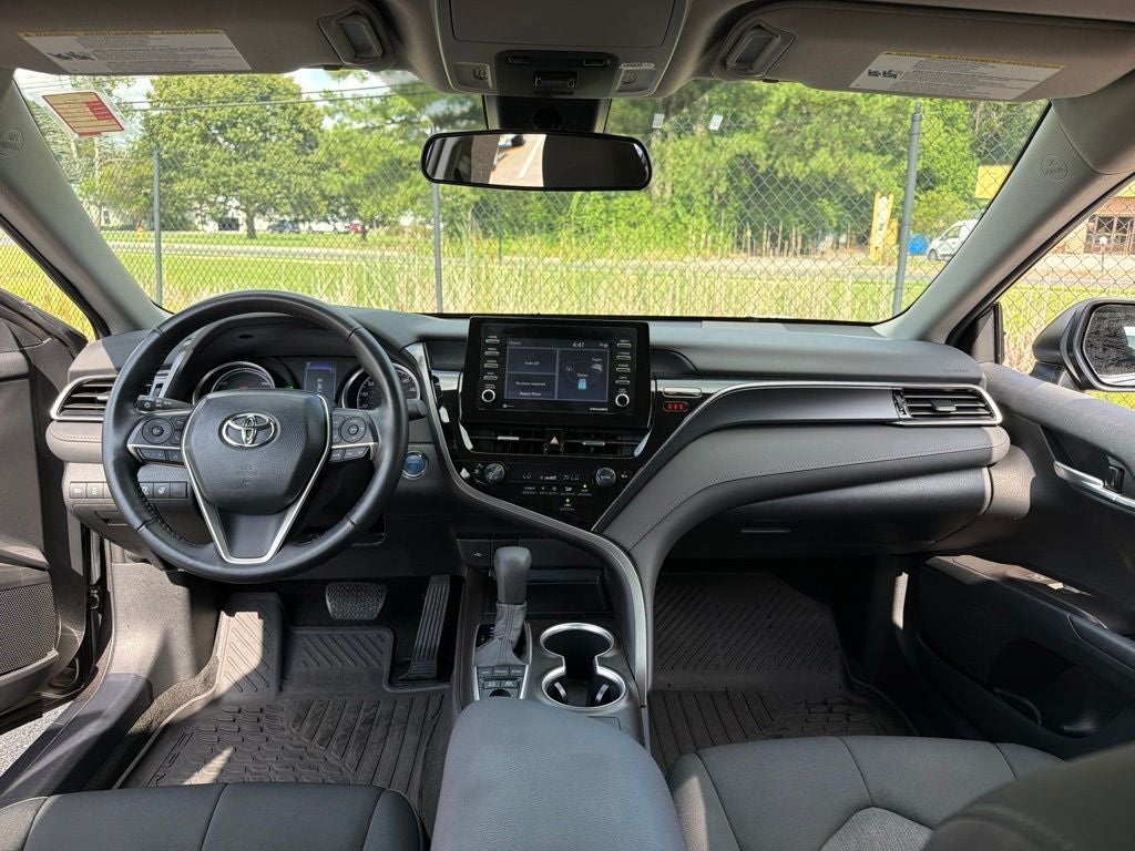 2024 Toyota Camry Hybrid LE