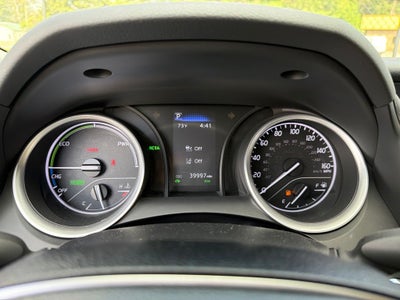 2024 Toyota Camry Hybrid LE