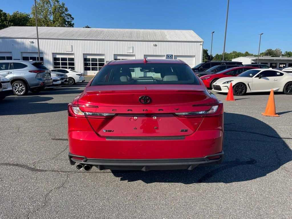2025 Toyota Camry SE