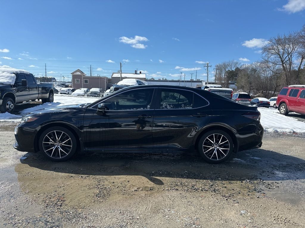 2024 Toyota Camry SE