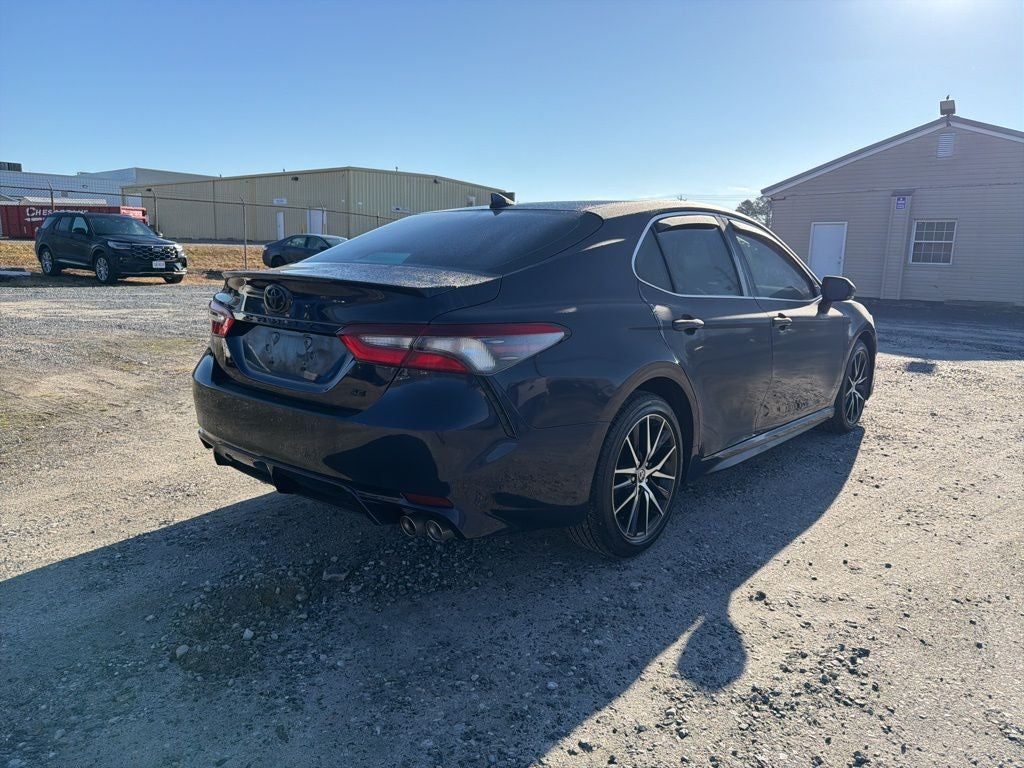 2022 Toyota Camry SE