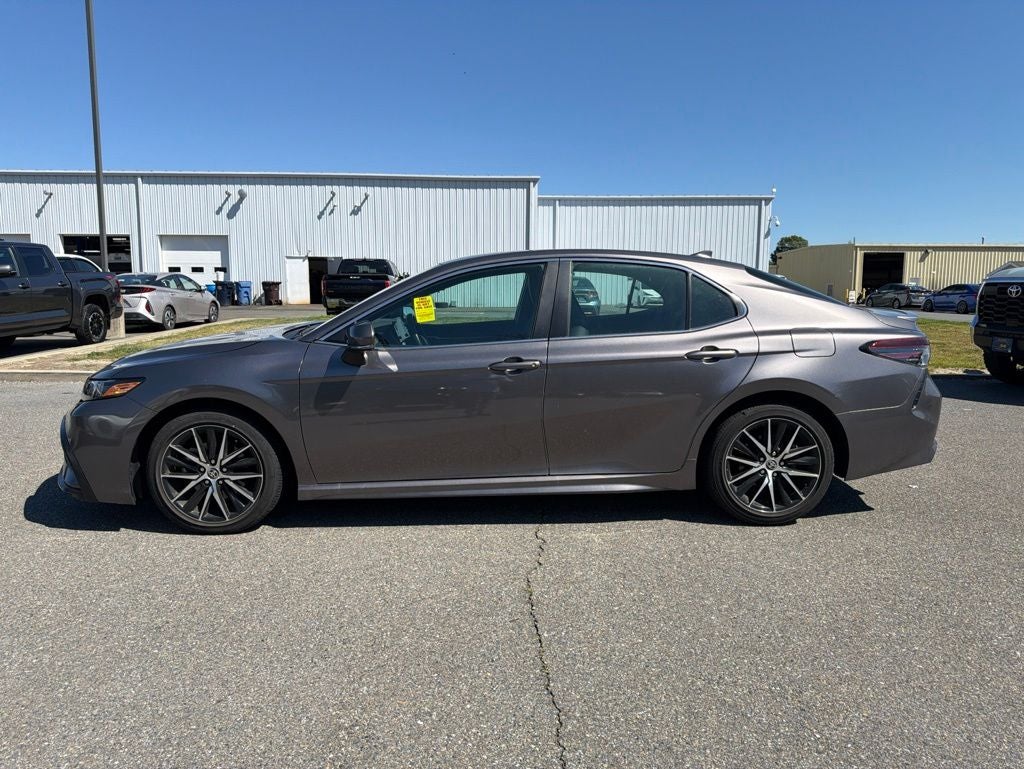 2024 Toyota Camry SE