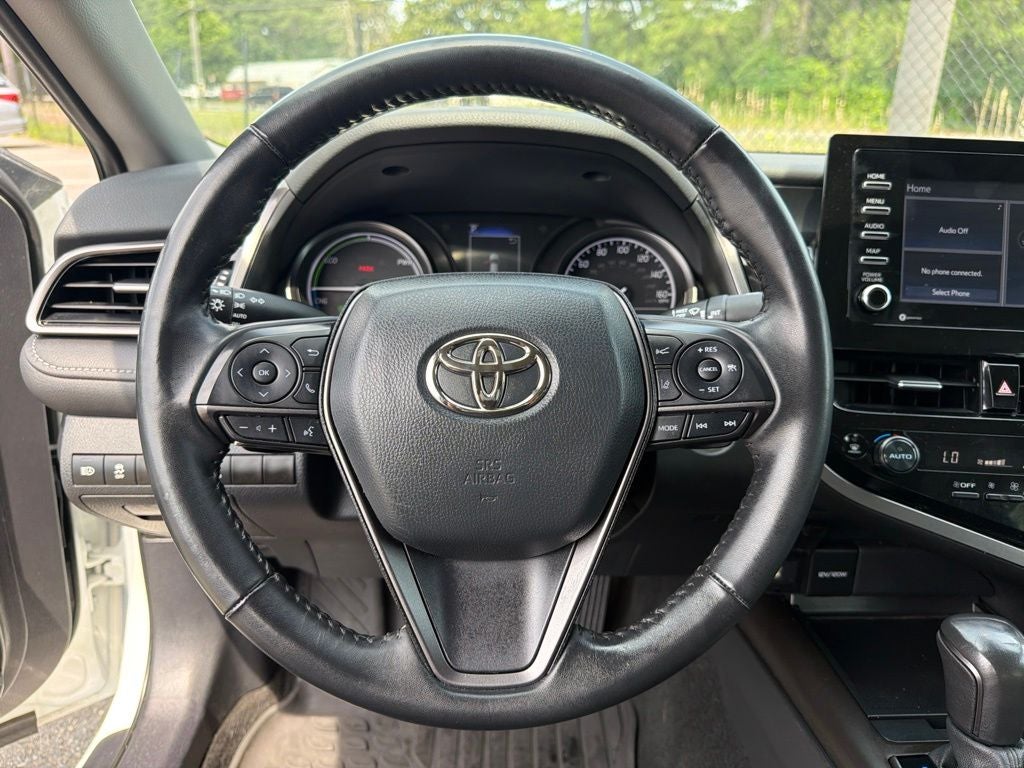 2024 Toyota Camry Hybrid SE