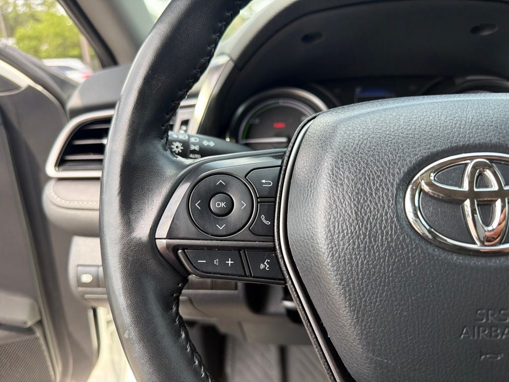 2024 Toyota Camry Hybrid SE
