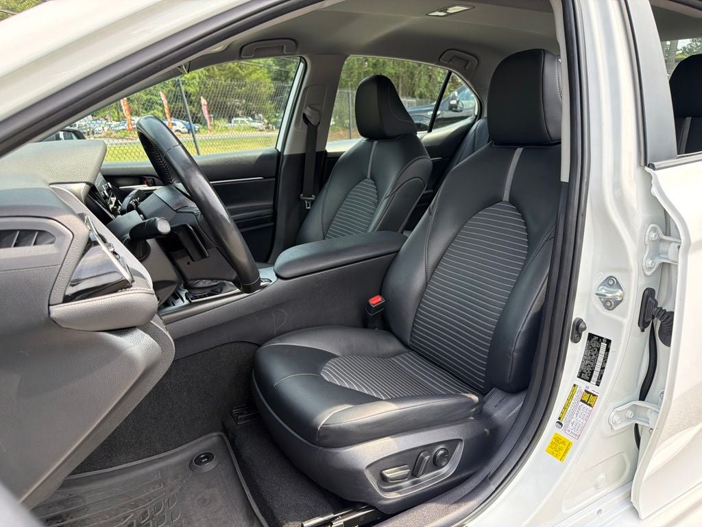 2024 Toyota Camry Hybrid SE