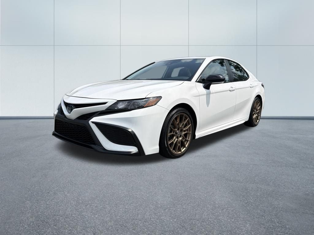 2024 Toyota Camry Hybrid SE