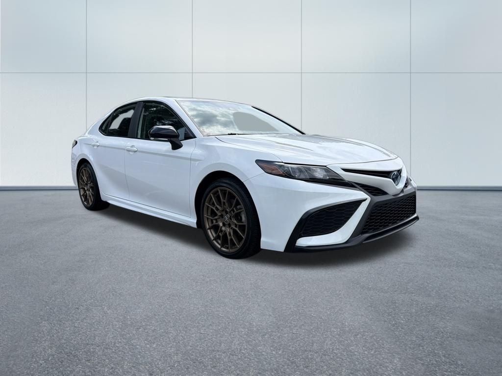 2024 Toyota Camry Hybrid SE