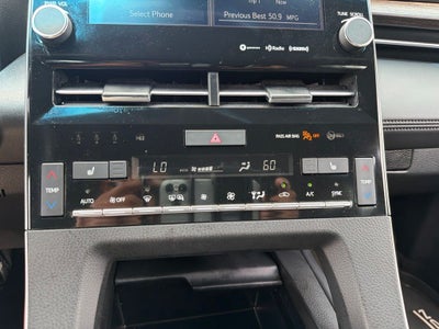 2021 Toyota Avalon Hybrid XLE Plus